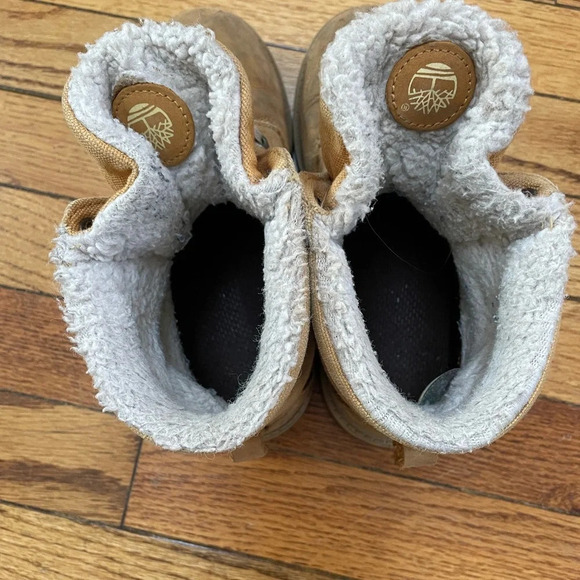 Timberland Ankle Sherpa Hiking Boots, size 2 - Picture 4 of 12